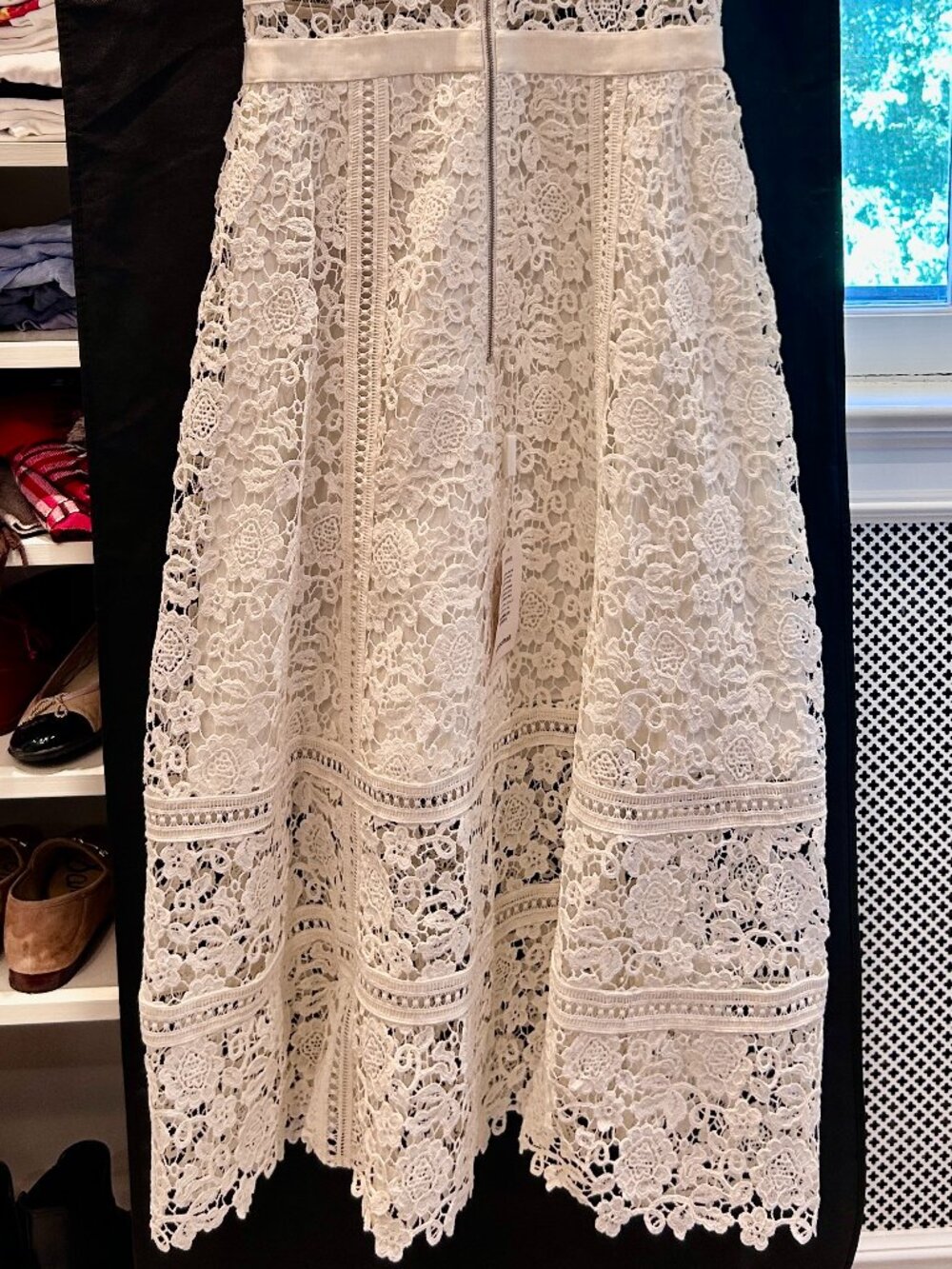 (NWT) Self Portrait Ivory Floral Guipure Midi Dress | US 6 - Picture 5 of 11